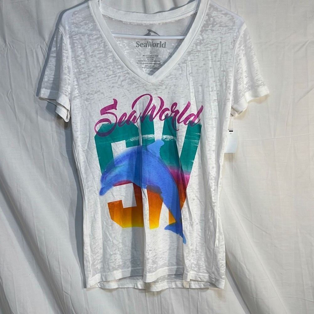 ‎SeaWorld T-shirt-Women’s Small-NWT
